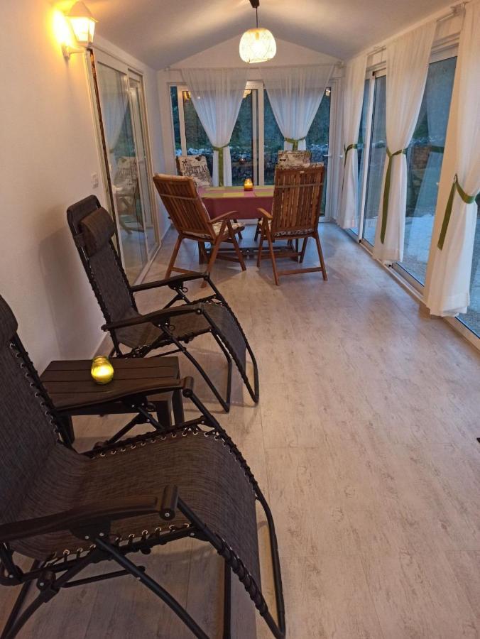 Holiday House Vela Vrta Sveti Ivan Dobrinjski Buitenkant foto