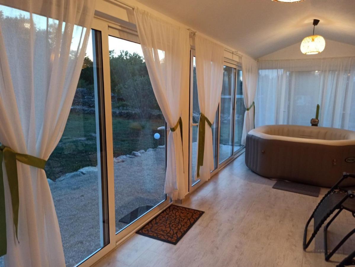 Holiday House Vela Vrta Sveti Ivan Dobrinjski Buitenkant foto