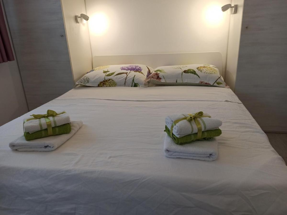 Holiday House Vela Vrta Sveti Ivan Dobrinjski Buitenkant foto