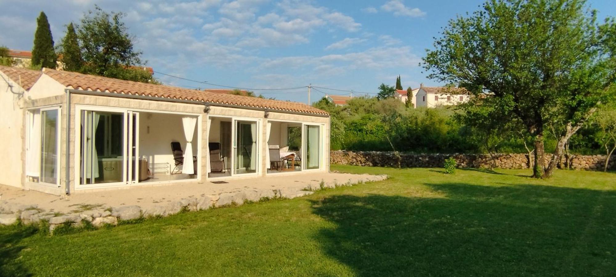 Holiday House Vela Vrta Sveti Ivan Dobrinjski Buitenkant foto