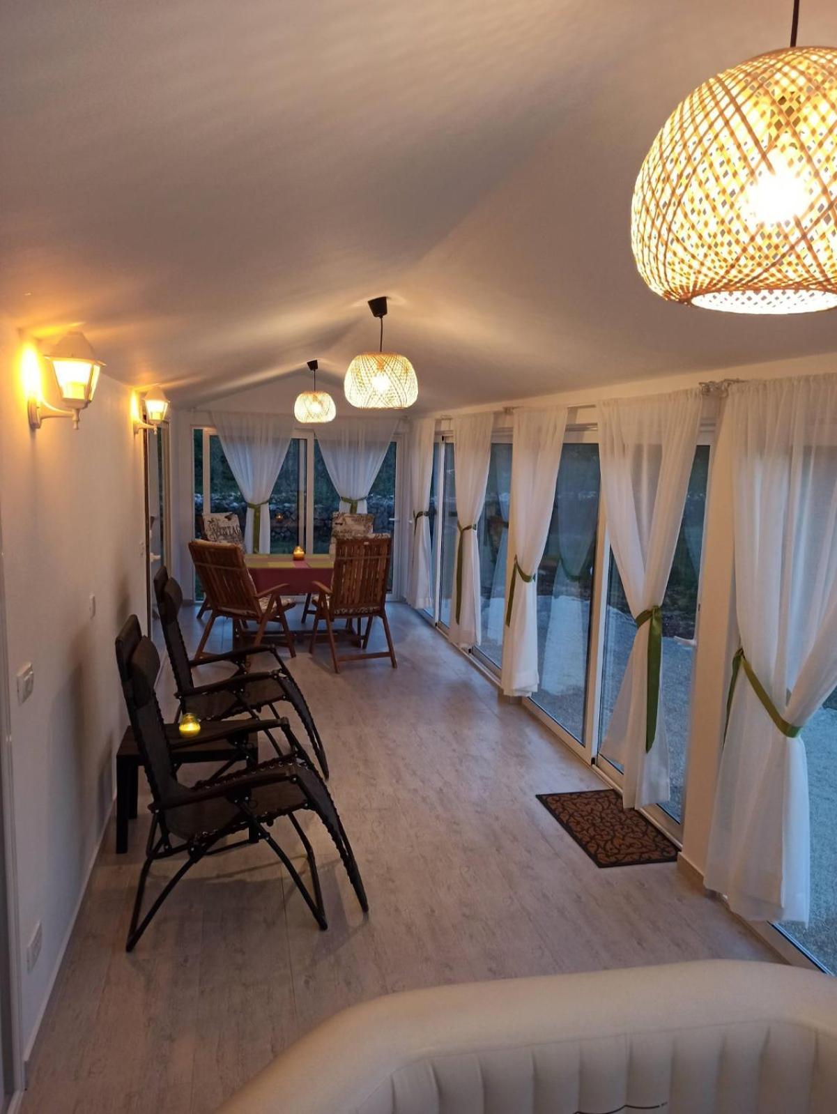 Holiday House Vela Vrta Sveti Ivan Dobrinjski Buitenkant foto